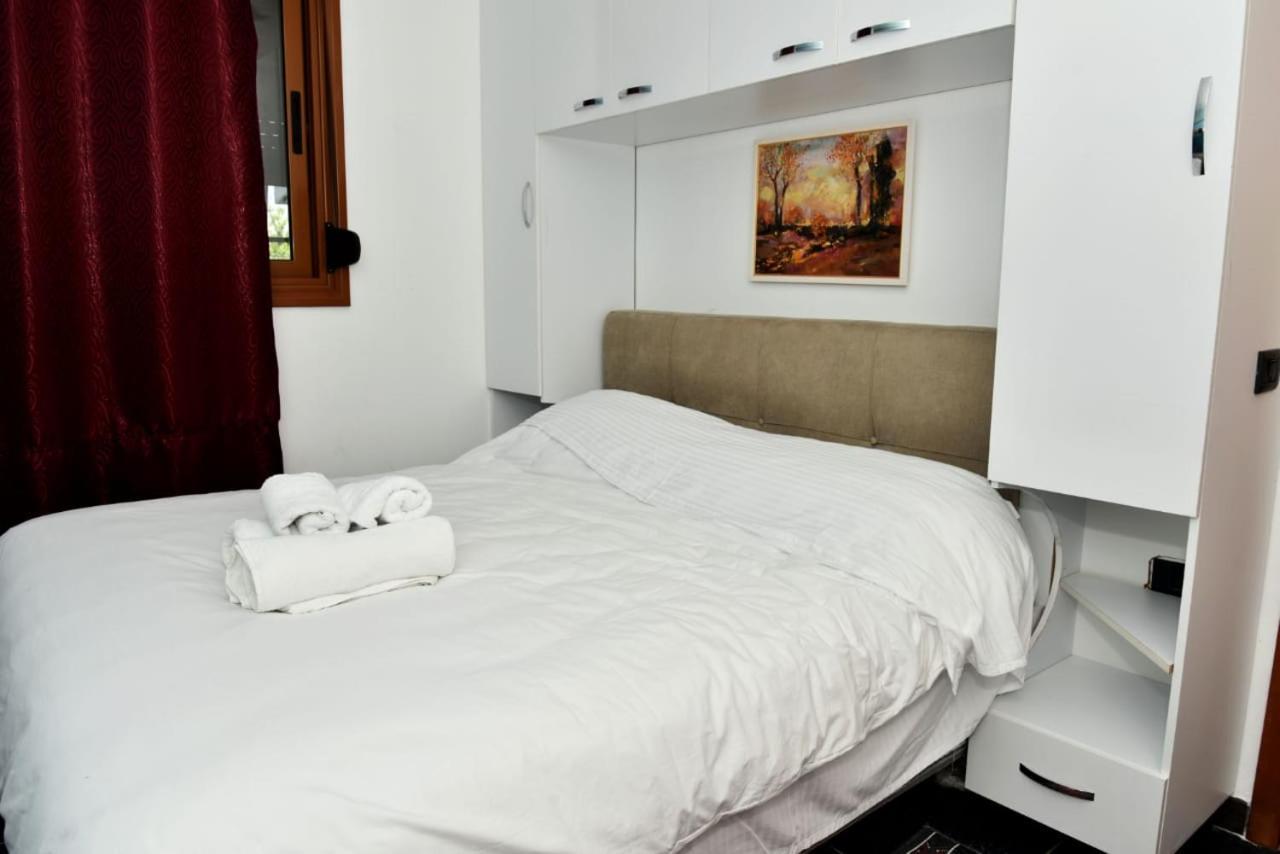 Villas Apartments Shahaj Vlorë Exterior foto