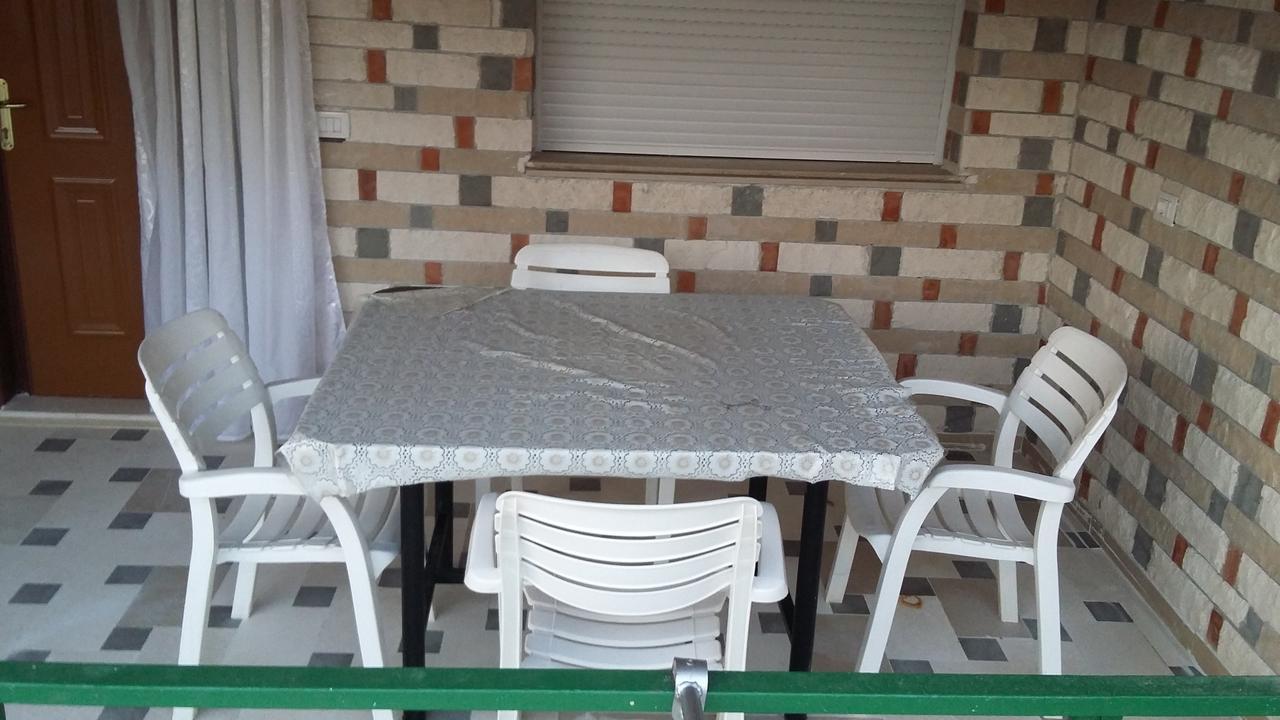 Villas Apartments Shahaj Vlorë Exterior foto